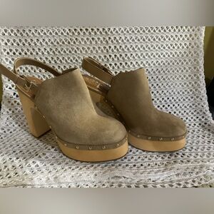 Brand new Vince Camuto platform heels